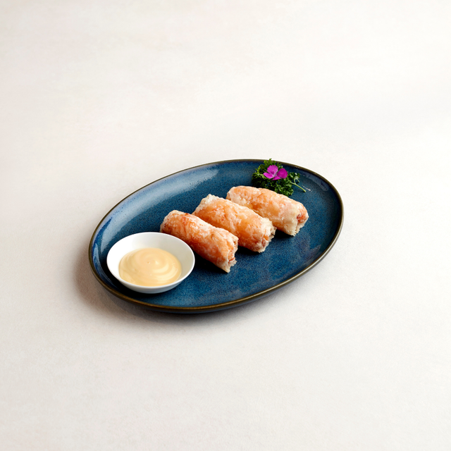 Crispy Mango & Prawn Rolls