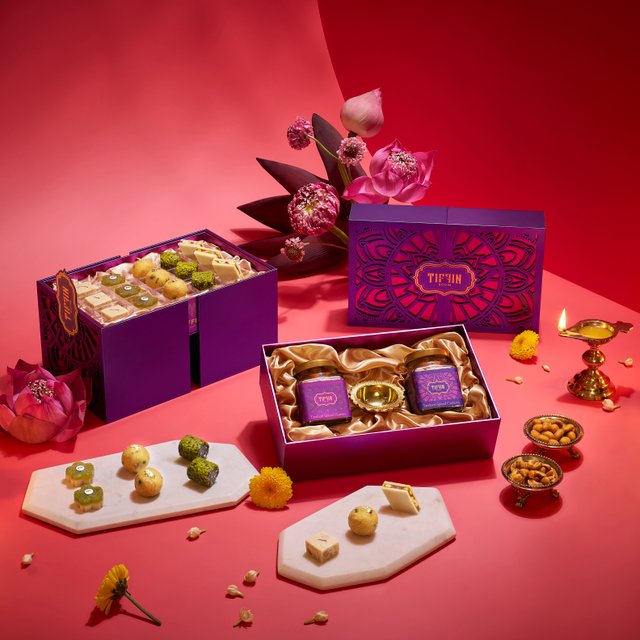 Tiffin Room Premium Mithai Box